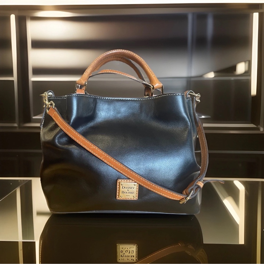 Dooney Bourke V1158506 Black Florentine Leather Tote /w Crossbody strap